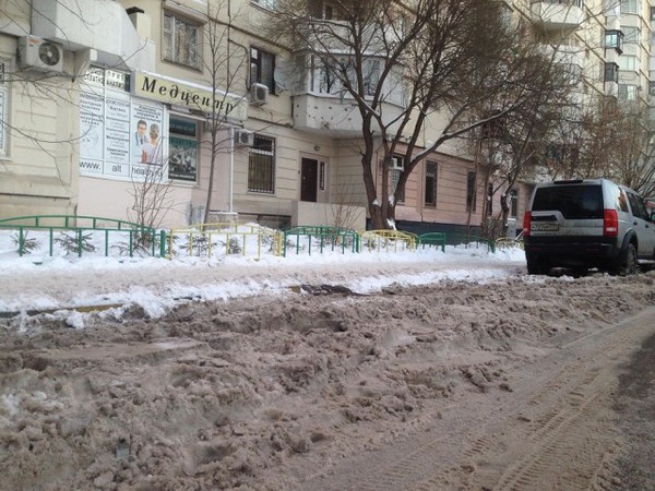 Главу района Москвы уволили за фальсификацию фотографий. Глава района Москвы, Увольнение, Подделка отчетов о работе, Сергей Собянин, Twitter, Политика, Длиннопост