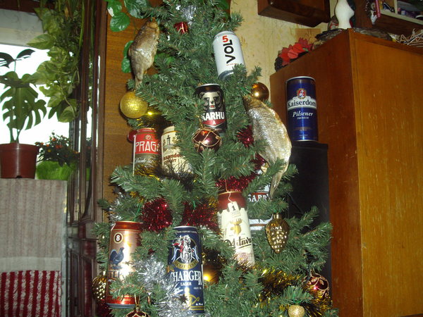 New Year's tree of the inveterate bachelor - My, New Year, Bachelor, Beer