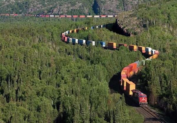 Philip Kirkorov's touring train - Philip Kirkorov, Tour, A train