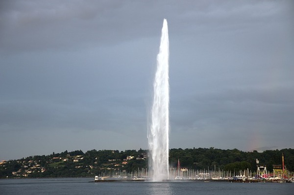 Facts about the Jet d'Eau fountain in Geneva - My, Switzerland, Facts, Longpost