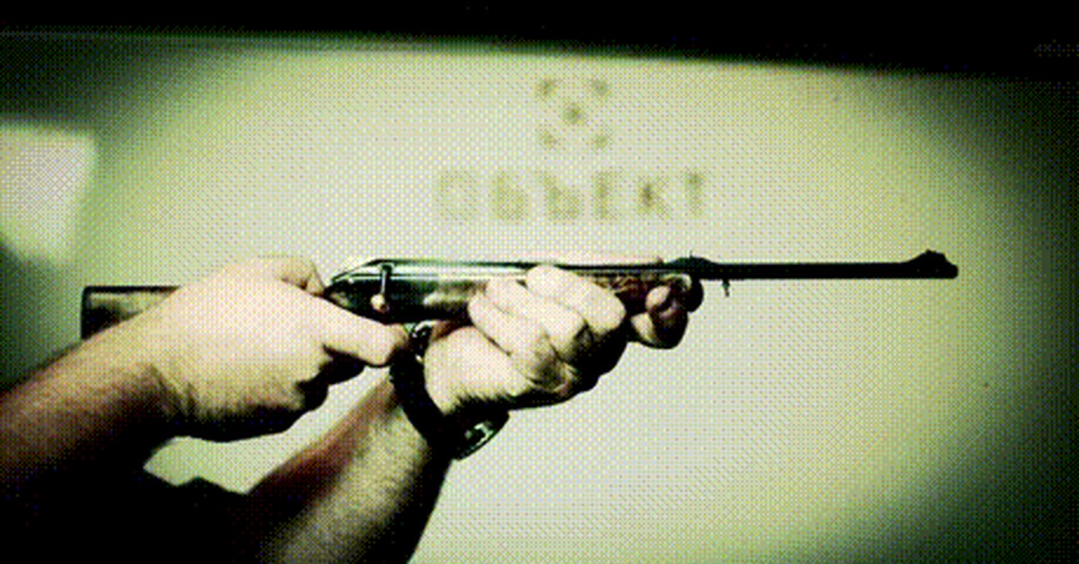 Small weapons. Ружье с анимацией выстрела. Ствол ружье анимационный. Дети и оружие гиф. Винтовка анимация.