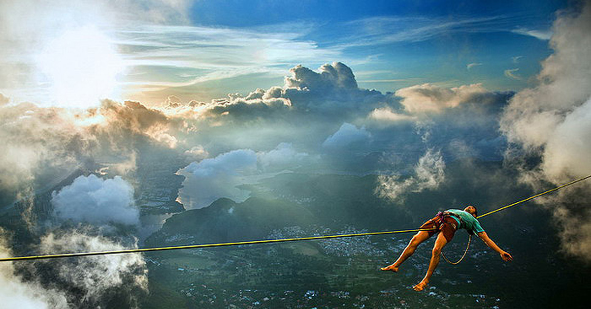 Интригующая фотосессия. Песни от которых захватывает дух про. Горы с высоты. Фото высота дух захватывает. Необычные фотографии путишествинпутишествинец.