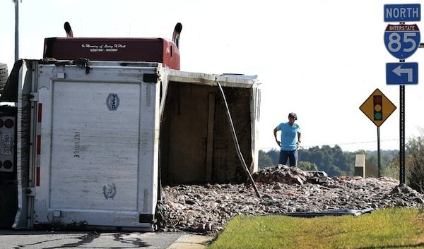 The most unusual contents of overturned trucks - Crash, Road accident, Longpost