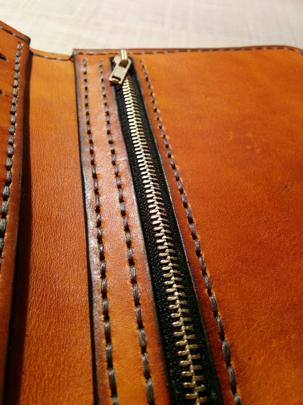 Портмоне для пикабушника. Неудачная удача Ручная работа, Изделия из кожи, Своими руками, Кошелек, Портмоне из кожи, Кожа, Кожаные изделия, Длиннопост