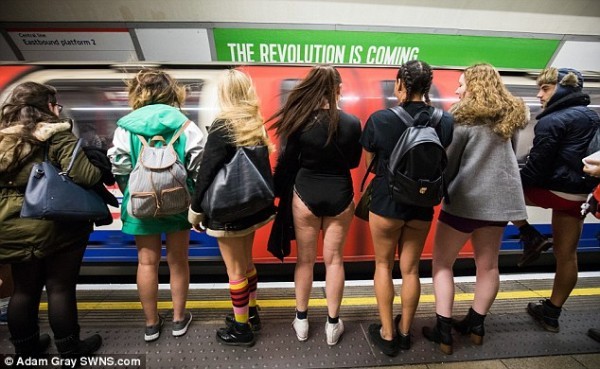 Pantsless London - Society, Metro, London, Behavior, Stock, Longpost