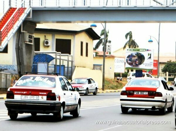 Taxi as the face of the city. - My, Africa, Taxi, Traffic rules, Longpost