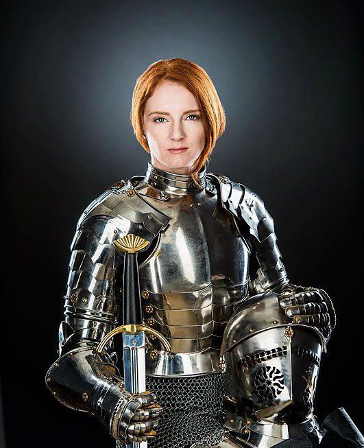 Looks good - Redheads, Armor, Girls, Sword, beauty