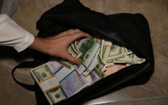 Sakhalin found a bag with half a million euros and returned it to its owner. For this, the owner rewarded her with 4.5 thousand rubles - Sakhalin, Money, Altruism, Idiocy, 