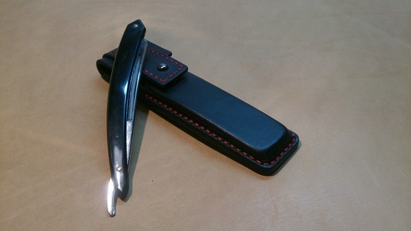 Case for straight razor made of leather rd. - My, Leather, Handmade, With your own hands, Danger