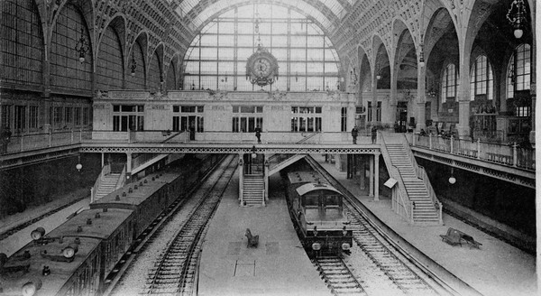 Flying trains as seen by Parisians in 1900 - Retro, Railway station, Paris, France, GIF, Story, Retrofuturism, Futurism, Video