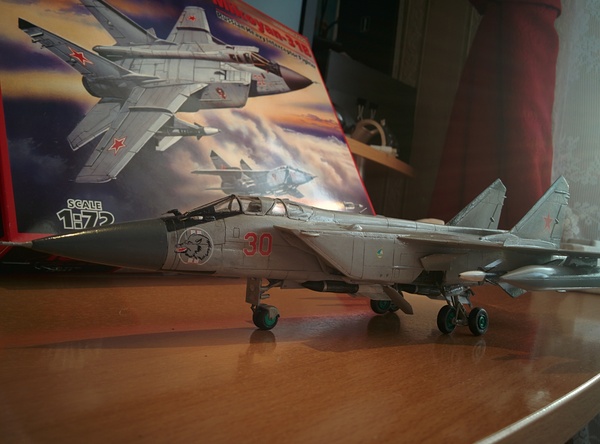 Model MiG-31B from ICM 1:72 - My, Stand modeling, Aviation, MiG-31, My, Assembly, Longpost