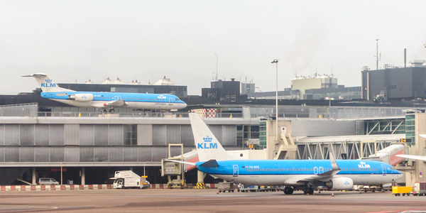 Difficulties of parking in Amsterdam - My, Amsterdam, Airplane, Parking, Installation