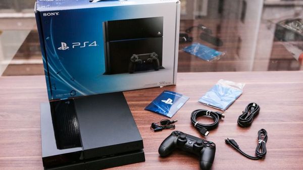 PlayStation 4 hacked - Games, Playstation 4, Breaking into, Hackers