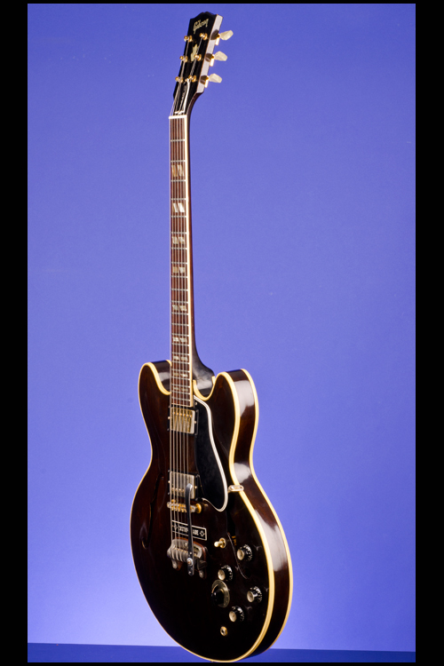 Truly vintage guitars (part 1). - Guitar, Gibson, Fender, Stratocaster, Suicide girls, Jaguar, Vintage, Longpost