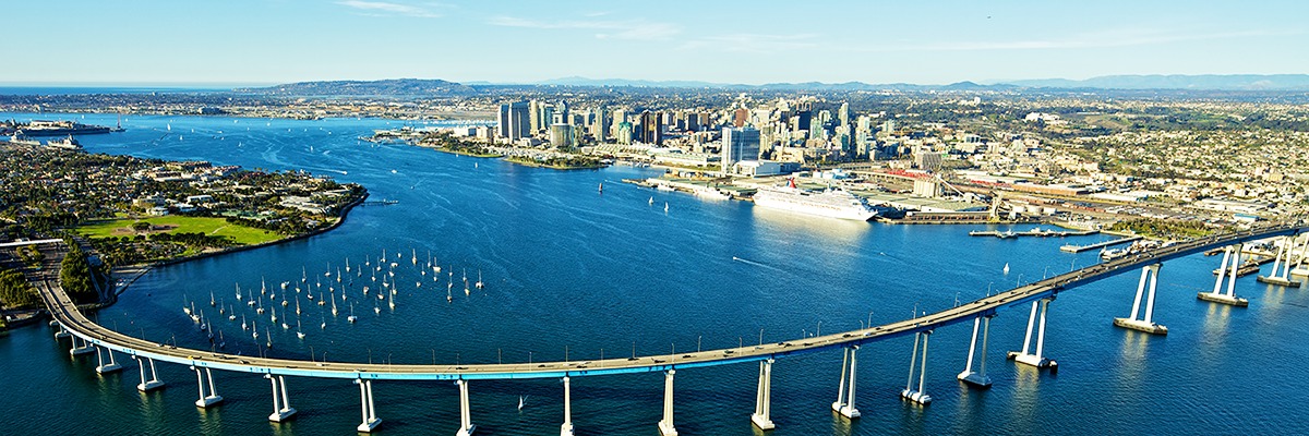 Численность населения калифорнии. San Diego–Coronado Bridge Сан-Диего. Мост Коронадо в Сан-Диего. Мост в Сан Диего Калифорния. Сан Диего численность населения.