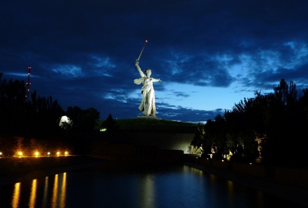 Can the dead forgive us Germans? Motherland in Kyiv and Volgograd through the eyes of foreigners - Survey, Stalingrad, Victory, Иностранцы, Monument, Longpost