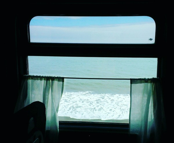 На волне постов с видами из окна