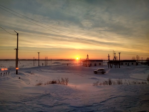 It is impossible, sitting in the train and looking out the window, not to take a picture of this beauty. - Sunset, My, Train, Siberia, Winter