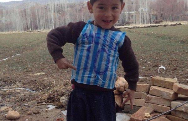 A gift from Messi reached a boy from Afghanistan. - Football, Lionel Messi, Presents, Afghanistan, Charity, Deed, Longpost, Dream