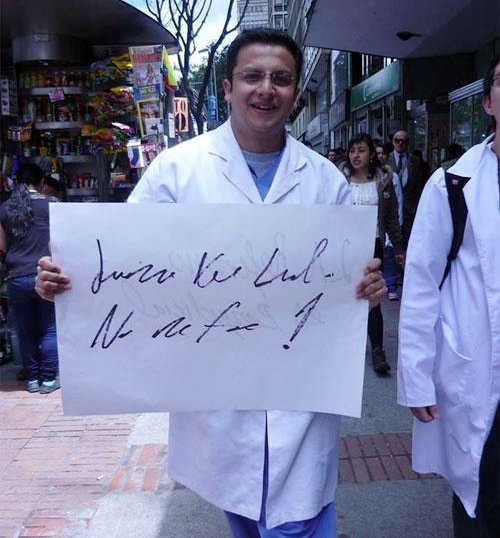 When the doctors go on strike! - Doctors, Handwriting, Strike, Humor