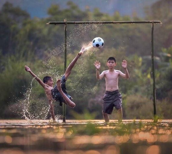 Hit ! gooool!! - Football, Children, The photo