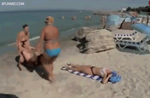 Порно приколы на пляже (62 фото) - порно интимтойс.рф