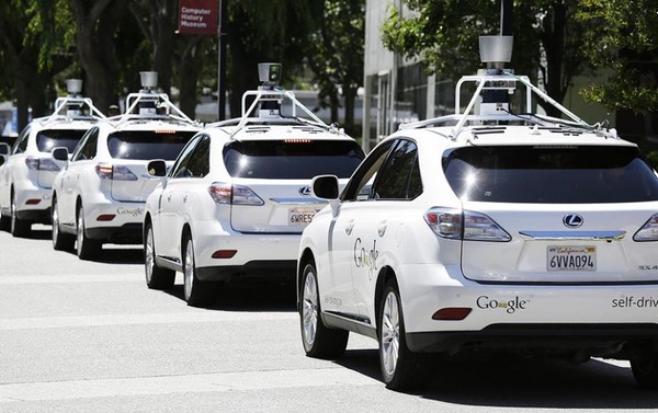 Self-driving car developers left Google due to gigantic salaries - Salary, Google, Googlemobile, Startup