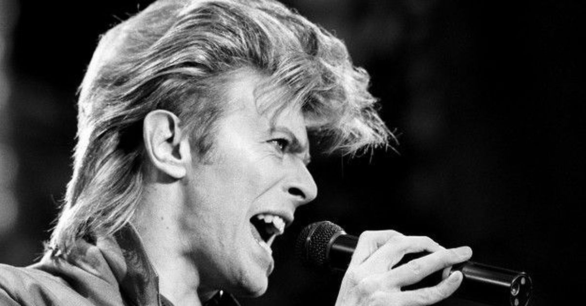 Дэвид боуи. Дэвид Боуи фото. David Bowie певец. Рок музыкант Дэвид Боуи.