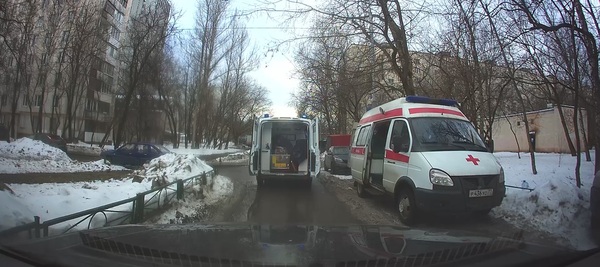 Ambulances are different - My, Etiquette, Ambulance, , , Niputyu