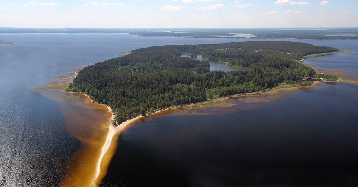 Солнечный область. Остров Городомля на Селигере. Озеро Селигер Городомля. Городомля остров на озере Селигер Тверская область. Селигер Городомля коса.