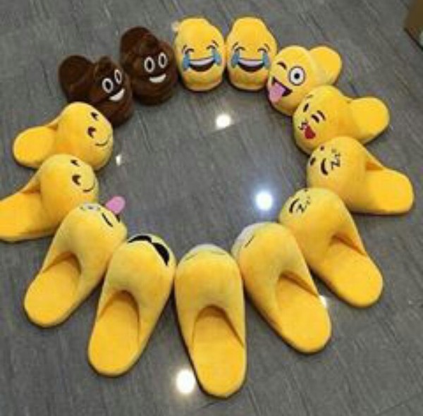 Тапки что-то задумали