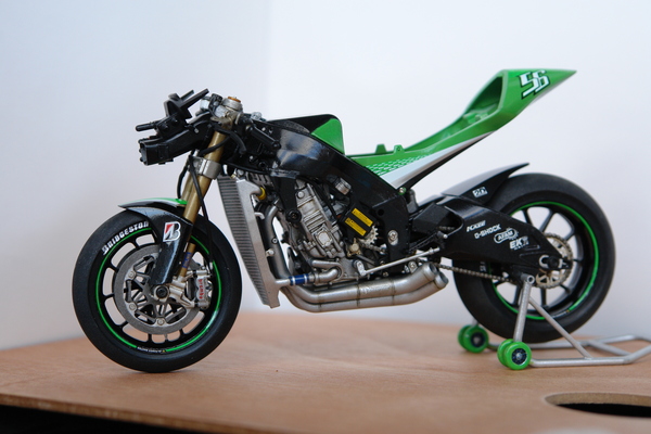 Kawasaki Ninja RR Tamiya