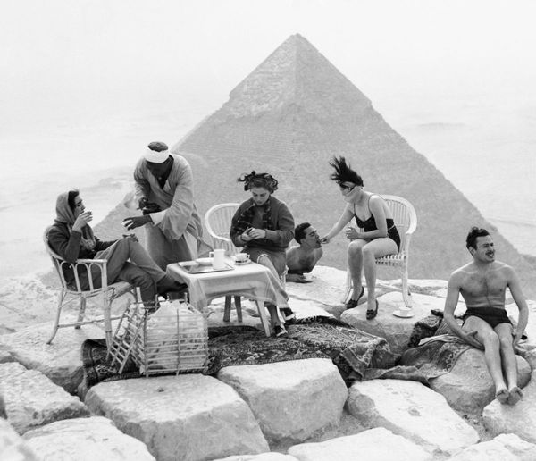 Picnic on top of the pyramid of Cheops, 1938, Egypt - Tourism, Longpost, Picnic, Pyramid, Egypt, Excursion