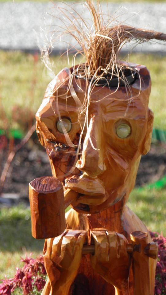 Cut out a little. - My, Tree, Wood carving, Chainsaw, , , Garden figures, Longpost, Decor