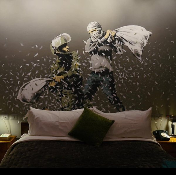 Hybrid dreams to you! - Banksy, Hotel, Israel, Palestine, Graffiti