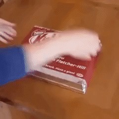 Я всего одну палочку с чаем КитКат, Сладкоежки, Чай, Похудение, Мечта, Гифка