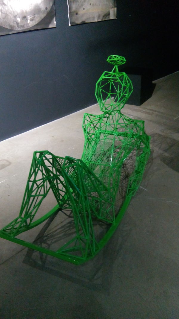 -Ходил вчера в качалку? -Я практически слился с ней!