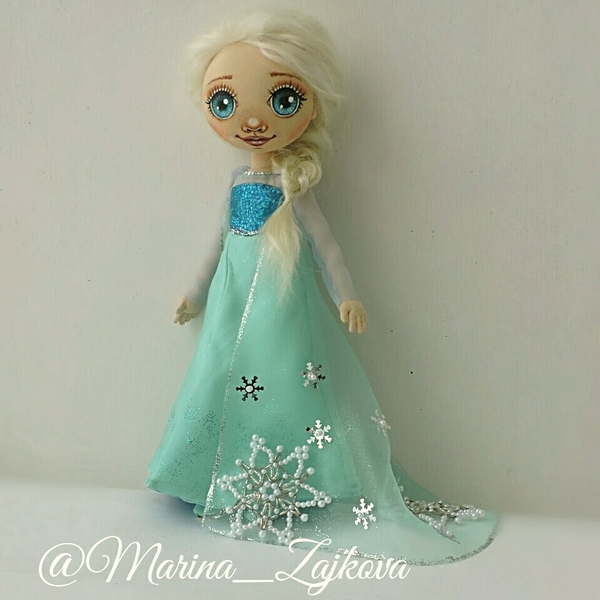 Based on Elsa from the cartoon Frozen (the creation of his beloved wife). - My, Doll, Needlework, Creation, Elsa, Cold heart