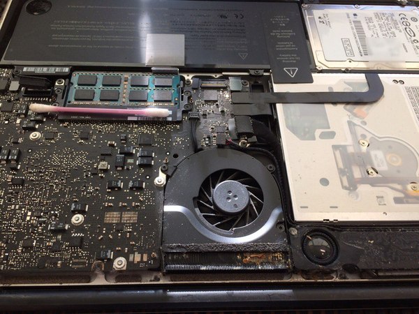 Drenched Macbook pro - My, Repair of equipment, Macbook, , , , Liquid, Longpost