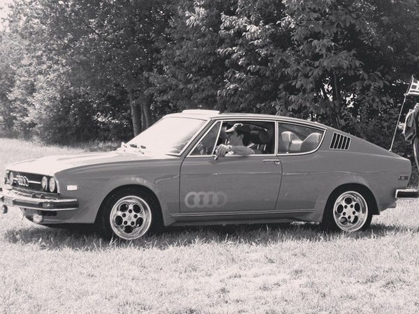 75 Audi 100 S1.   