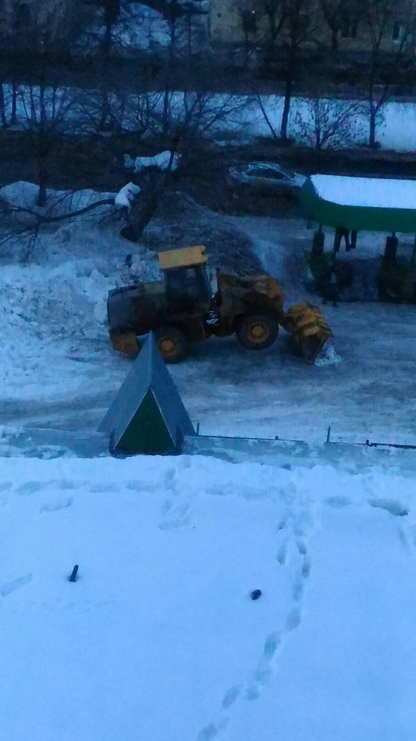 New generation anti-theft system? :D - Tractor, My, Ufa