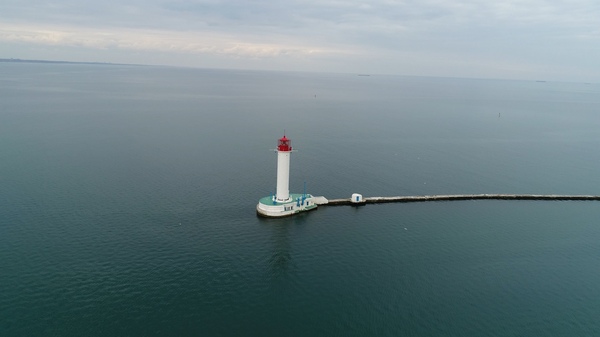 Vorontsovsky lighthouse is a marine business card of Odessa. - My, Odessa, Lighthouse, Sea, Marine Station