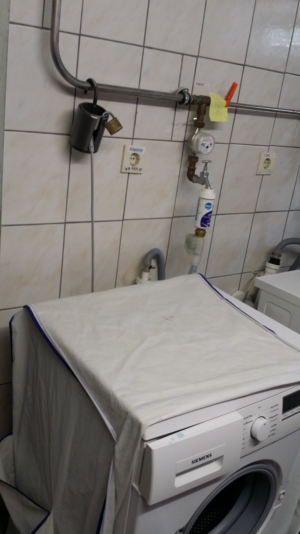 Когда твои соседи просто втихую пользуются твоей стиральной машиной. (Стирают свои мерзкие тряпки) Рецепт от таких тварей. Соседи негодяи, Соседи, Стиральная машина, Длиннопост