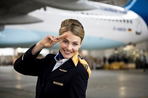 German airline stewardess replaced pilot when he felt unwell - Stewardess, Airplane, Germans, Pilot