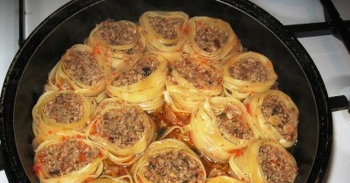 Рецепт макарон гнезда с фаршем на сковороде пошагово с фото
