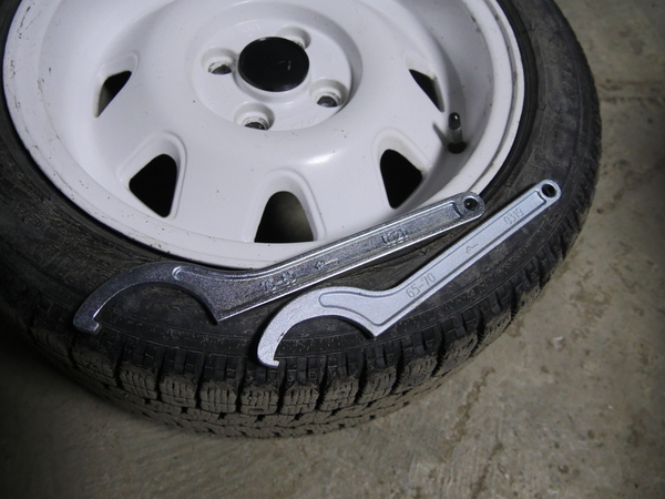 Что лучше: прокладка или герметик? | Пикабу