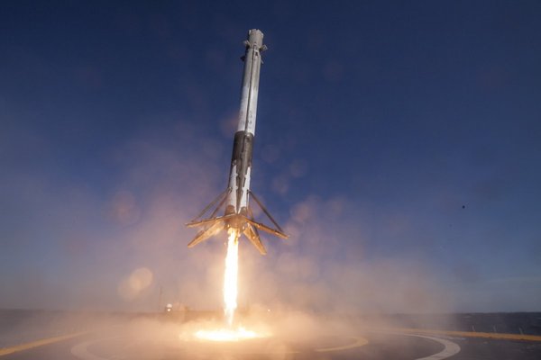The Kremlin hailed the relaunch of the Falcon 9 rocket as a major achievement. - Politics, Kremlin, Space, Spacex
