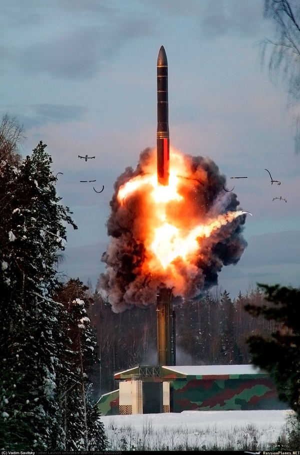 Launch of a 15Zh65 rocket by a Topol-M mobile ground-based missile system - Technics, Topol M, Longpost