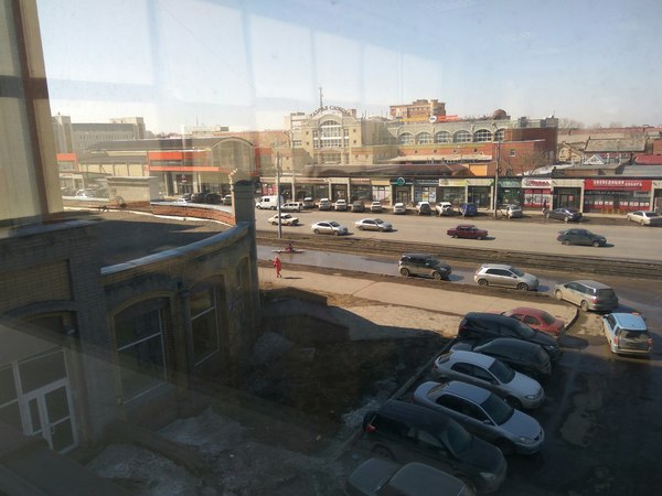 Когда лёд на реке еще не растаял, а тренироваться уже хочется. Омск, Байдарка, Спорт, Лужа, Весна, Длиннопост