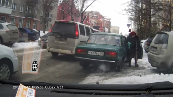 Уровень конспирации: ютуб-блогер